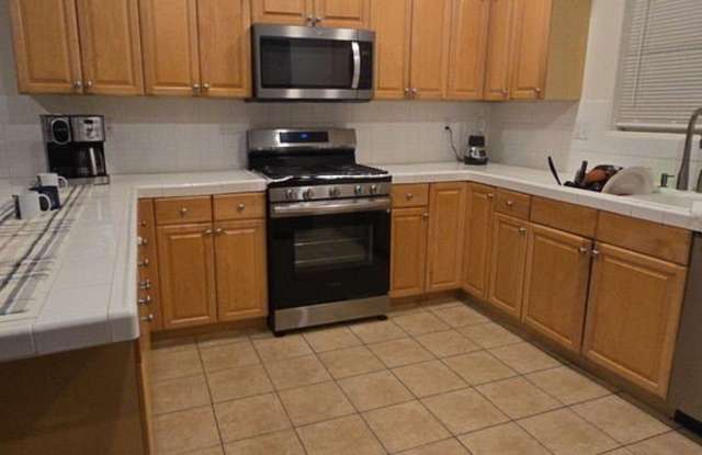 17144 Chatsworth St photos photos
