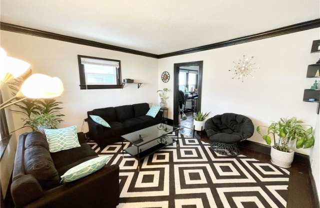 4032 E 142nd Street photos photos