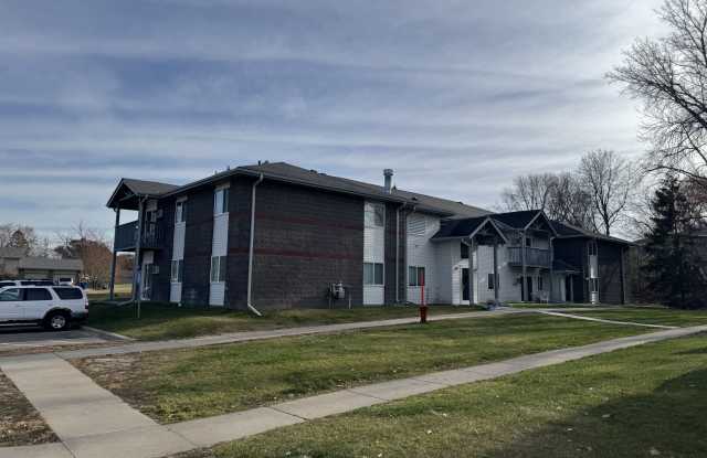 16720 Brunswick Avenue Southeast - 200 photos photos