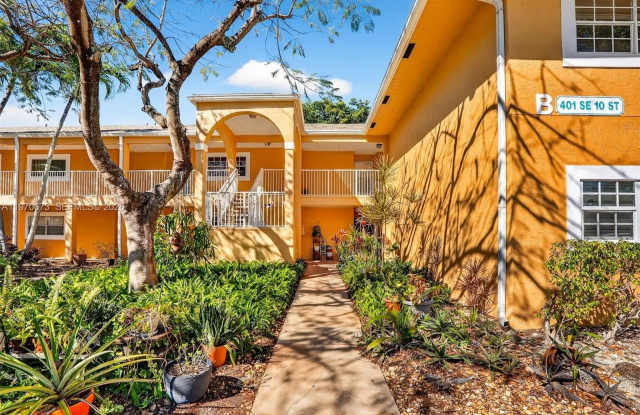 401 SE 10th St photos photos