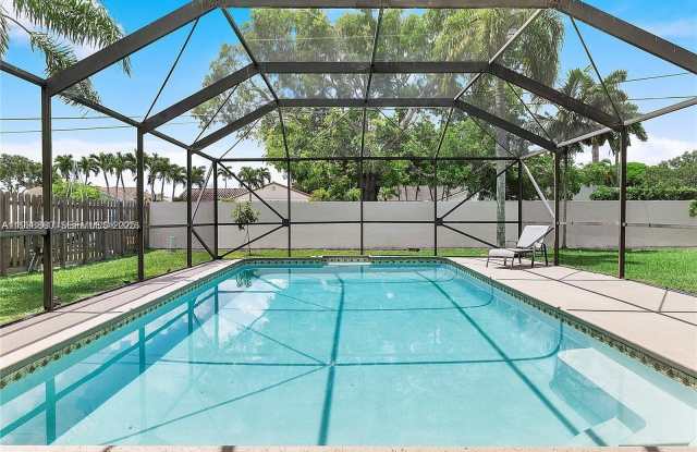 11909 SW 48th Ct photos photos