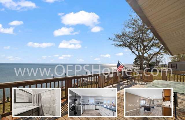 Stunning 4-Bedroom, 3-Bath Waterfront Home in Choctaw Beach – 140ft of Bayfront Bliss! Gallery 1
