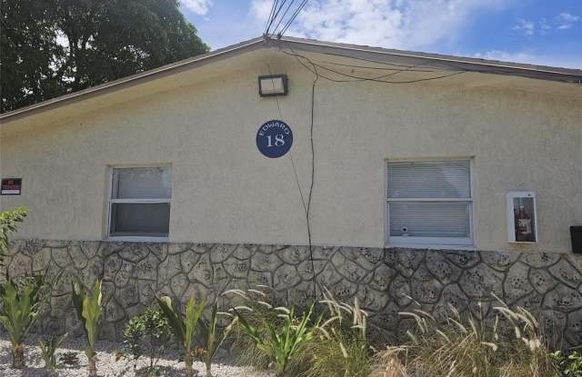 345 NW 5th St photos photos