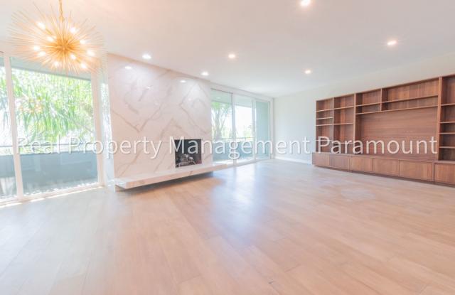 Modern View Condo Above Sunset Strip | 2BD/2BA in Prime West Hollywood Gallery 3