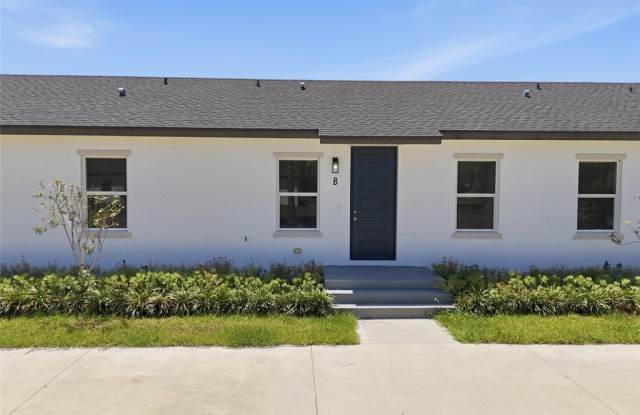 195 Rotonda Boulevard W Gallery 3