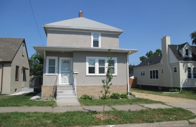 2814 Morgan Ave N - 2814 Morgan Avenue North, Minneapolis, MN 55411