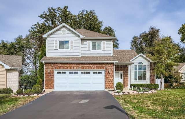 53 FALCON Place - 53 Falcon Place, Westmont, IL 60559