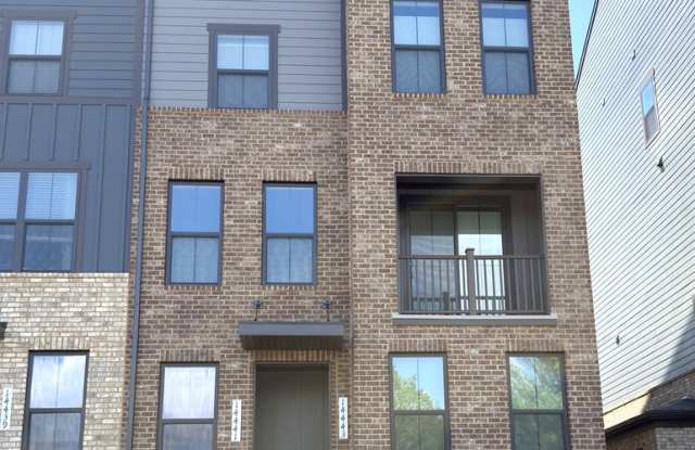****3 Bed 2.5 Bath Townhouse For Rent in Chantilly Virginia **** Gallery 1