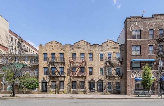 367 86th St photos photos