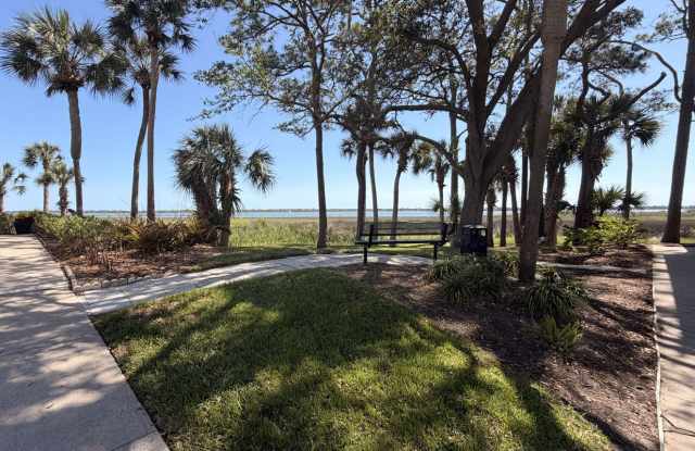 Very Desirable Conquistador Condos Gallery 4