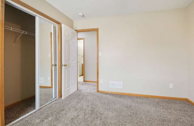 Large 3 Bdrm 2 Bath - Pleasant Hill - 2222 Thomas Street, Pleasant Hill, MO 64080 Large 3 Bdrm 2 Bath - Pleasant Hill - 2222 Thomas Street, Pleasant Hill, MO 64080