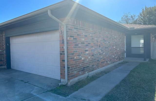 2 Bed 2 Bath duplex on 10th and Council photos photos