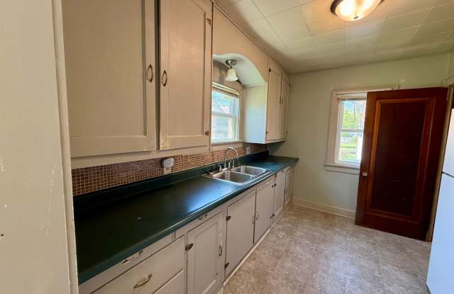3 Bed 1 Bath Single Family Home in Wausau - Move-In Special: HALF OFF DEPOSIT! photos photos