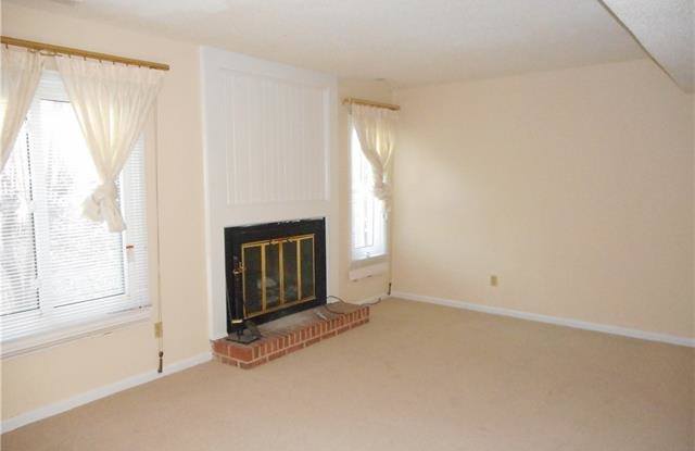 8317 Cricket Lake Dr - 8317 Cricket Lake Drive, Charlotte, NC 28277