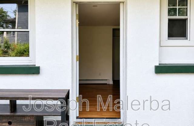 84 Maple Gallery 3
