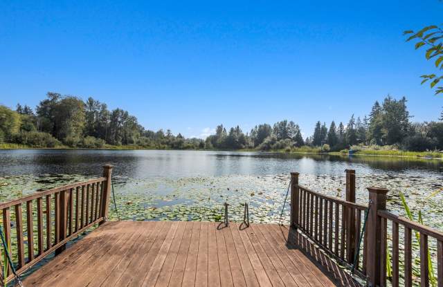 Peaceful Lakefront Living in Kirkland photos photos Peaceful Lakefront Living in Kirkland photos photos