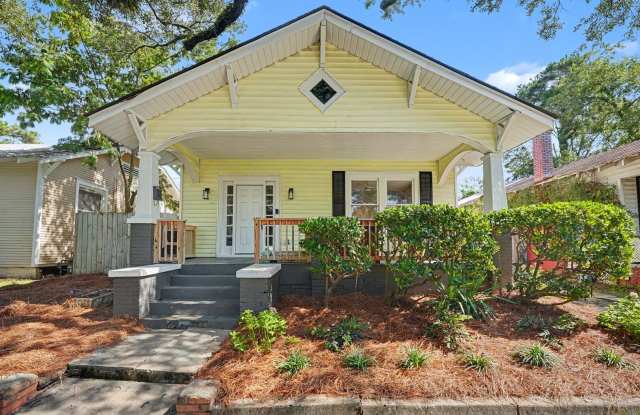 Renovated 4 Bedroom 2 Bathroom fenced in yard 1 off street parking Gallery 1