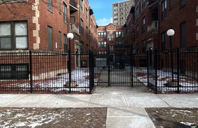 909 East 40th Street - 101 photos photos