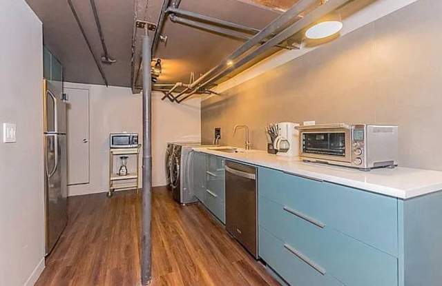 1861 Mulford Ave Gallery 3