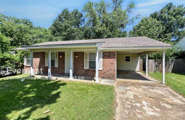 922 Woodburne Place photos photos