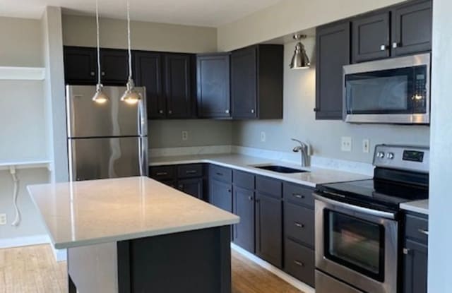 Hill Place Apartments - 107 East Capitol Drive, Hartland, WI 53029