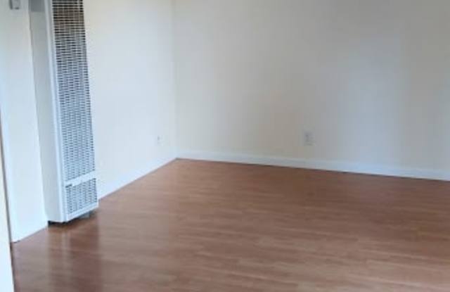 635 MacArthur Blvd, Unit 1 Gallery 3