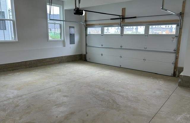 608 KEMLYN Road Gallery 4