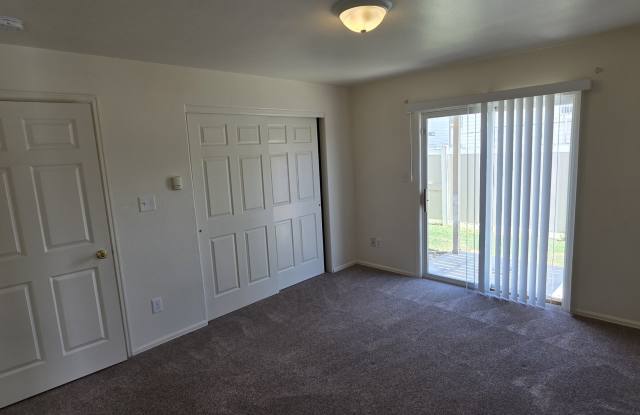 488 Coronado Court - B Gallery 4