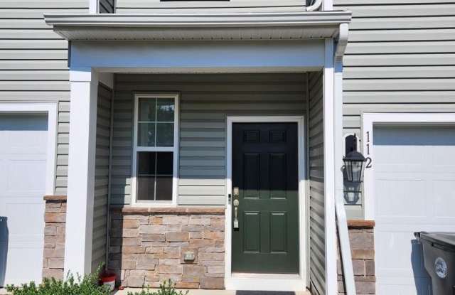 112 SICKLER CT Gallery 3