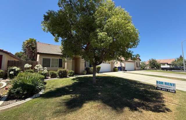 Spacious 4-Bedroom Home in Southwest Bakersfield photos photos