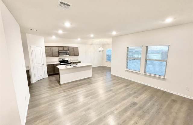1125 Silver Maple Lane Gallery 4