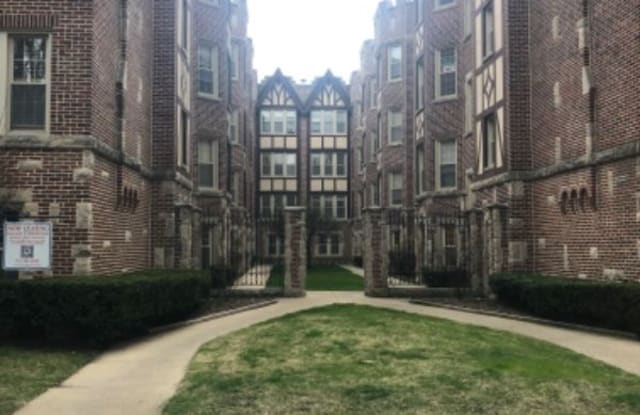 4237 N Hermitage Ave 1/2 2A - 4237 North Hermitage Avenue, Chicago, IL 60613