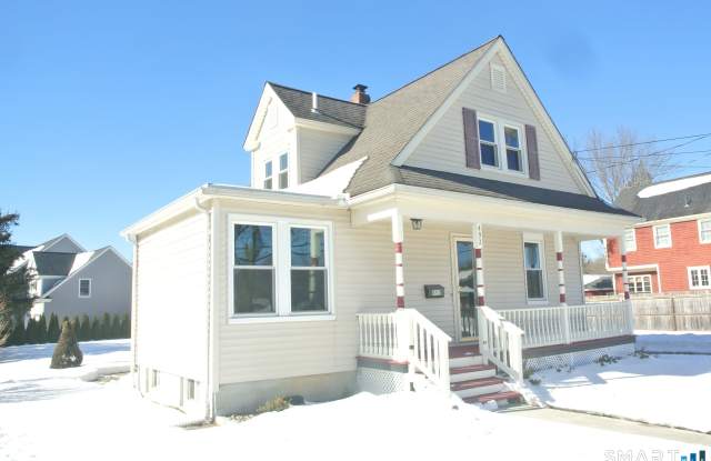 492 W River Street photos photos