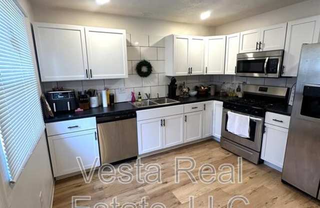 104 College Park Ct. photos photos