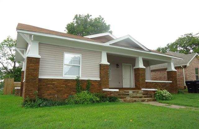 600 W Hull Street - 600 West Hull Street, Denison, TX 75020