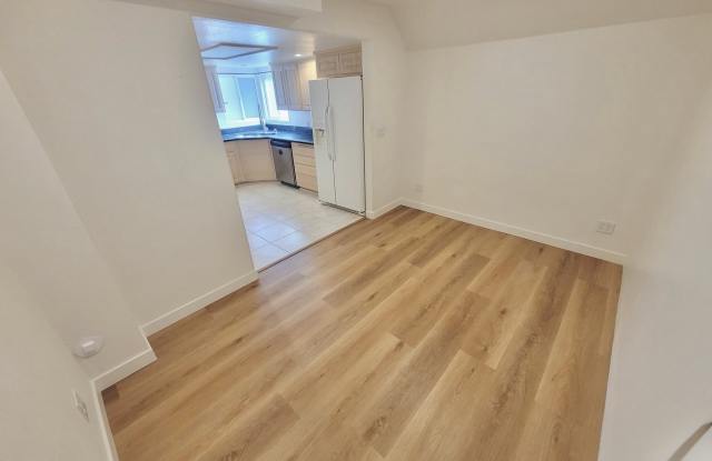 1550 Encino Drive Gallery 3