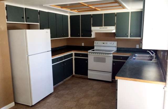 Charming Orem home Gallery 3
