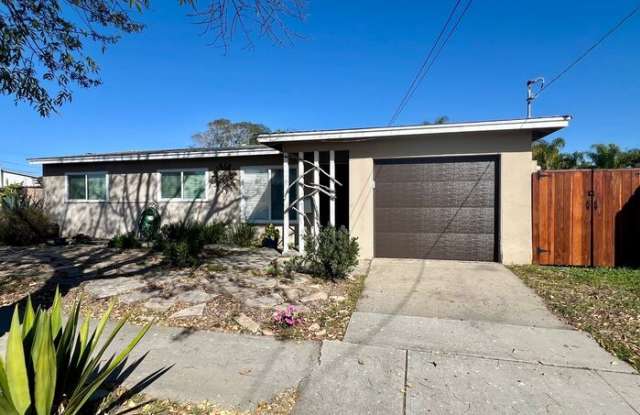 4431 Onondaga Avenue photos photos