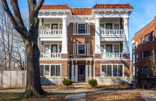 Gladstone Crossing photos photos