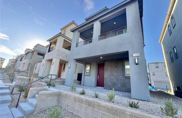 1548 Little Penguin Street photos photos