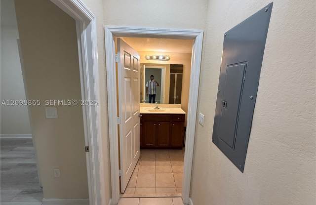 9572 SW 169th Pl Gallery 4
