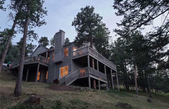 LUX 4BD, 3BA Genesee Mountain Home with 2-Car Garage photos photos
