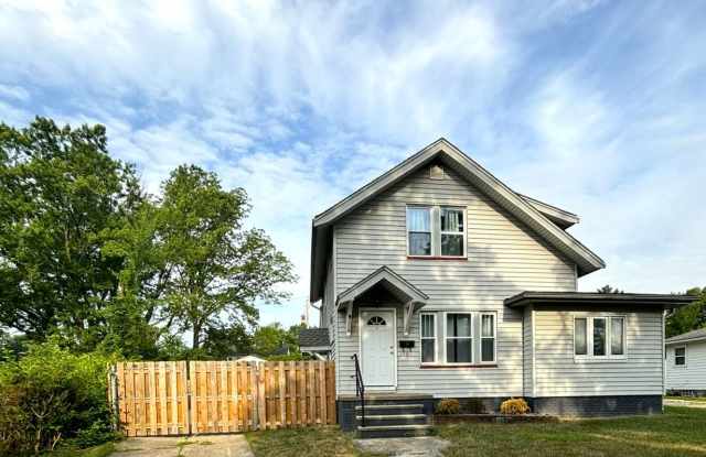 3 BR 2Bath in Berea - 725 Shelley Parkway, Berea, OH 44017