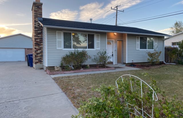 5806 South 4270 West - 5806 Misty Way, Kearns, UT 84118