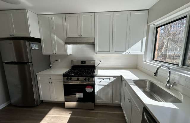 10619 Weymouth St - 10619 Weymouth Street, North Bethesda, MD 20814