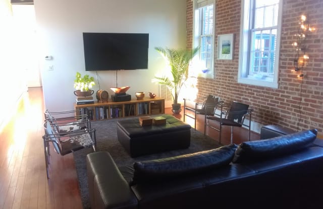 764 Clifford St - 764 Clifford St, Baltimore, MD 21230