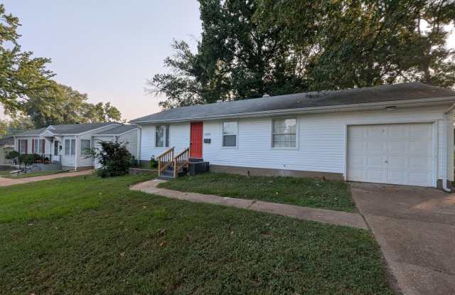 Awed by Addison - 1039 Addison Drive, Bellefontaine Neighbors, MO 63137