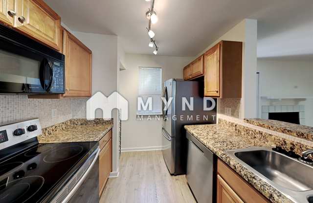 916 Wentworth Ct Gallery 4
