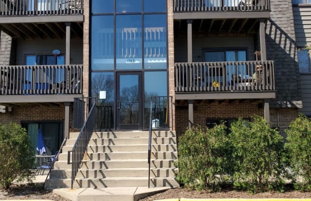 1440 Stonebridge Circle - 1440 Stonebridge Circle, Wheaton, IL 60189