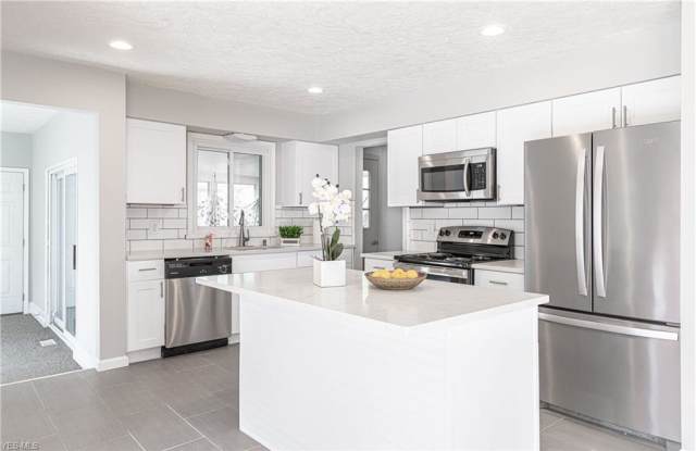 6437 Woodbury Dr Gallery 4